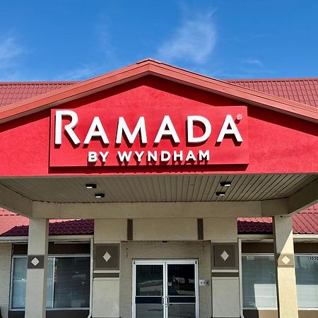 Ramada By Wyndham Lumberton Hotel ภายนอก รูปภาพ