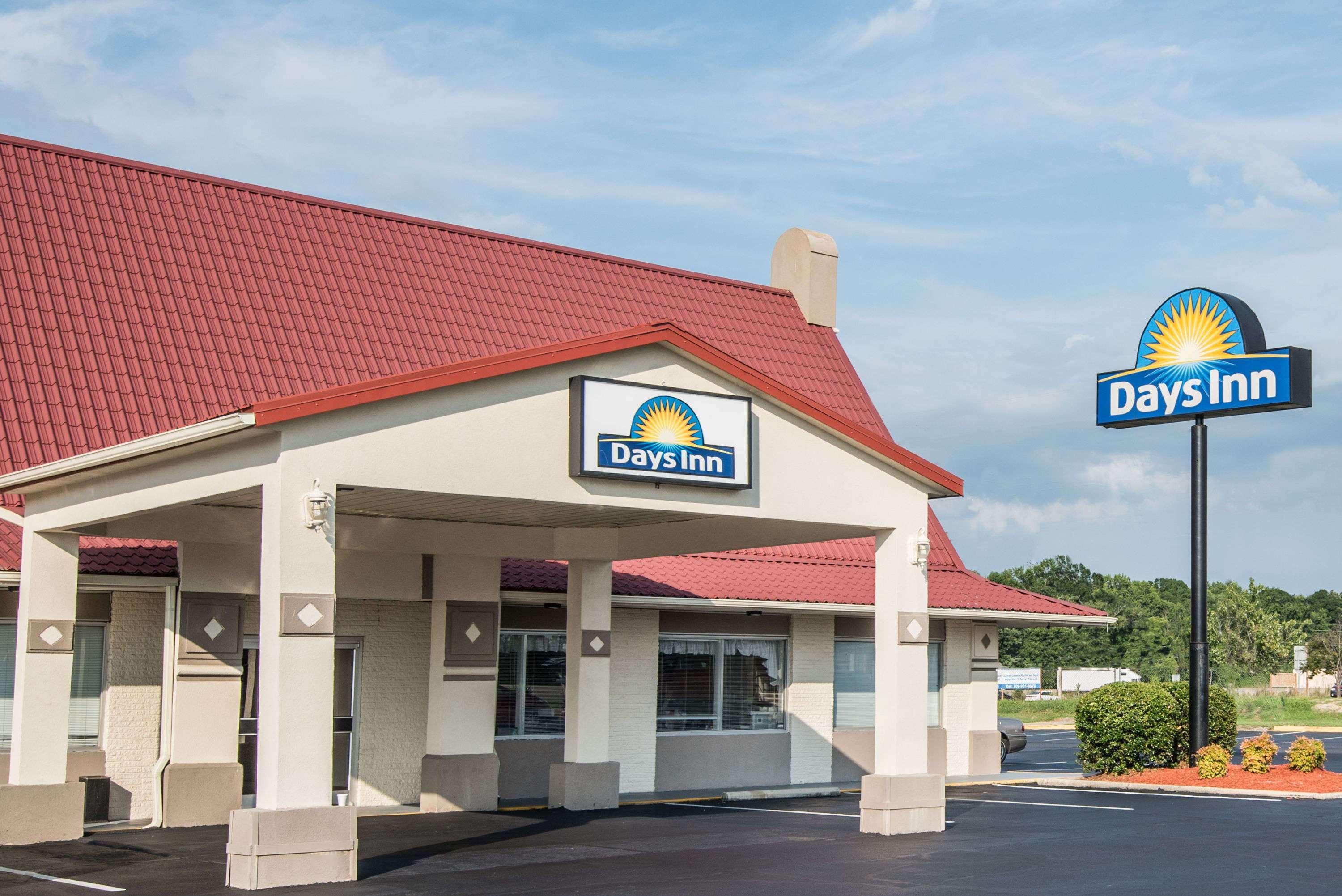 Ramada By Wyndham Lumberton Hotel ภายนอก รูปภาพ