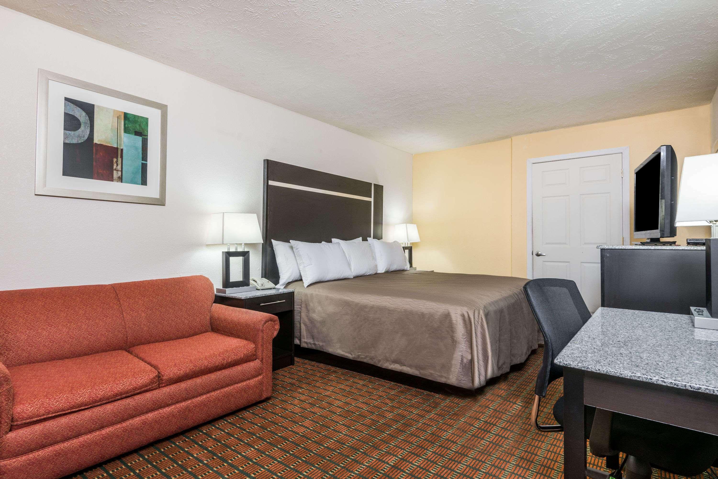 Ramada By Wyndham Lumberton Hotel ภายนอก รูปภาพ