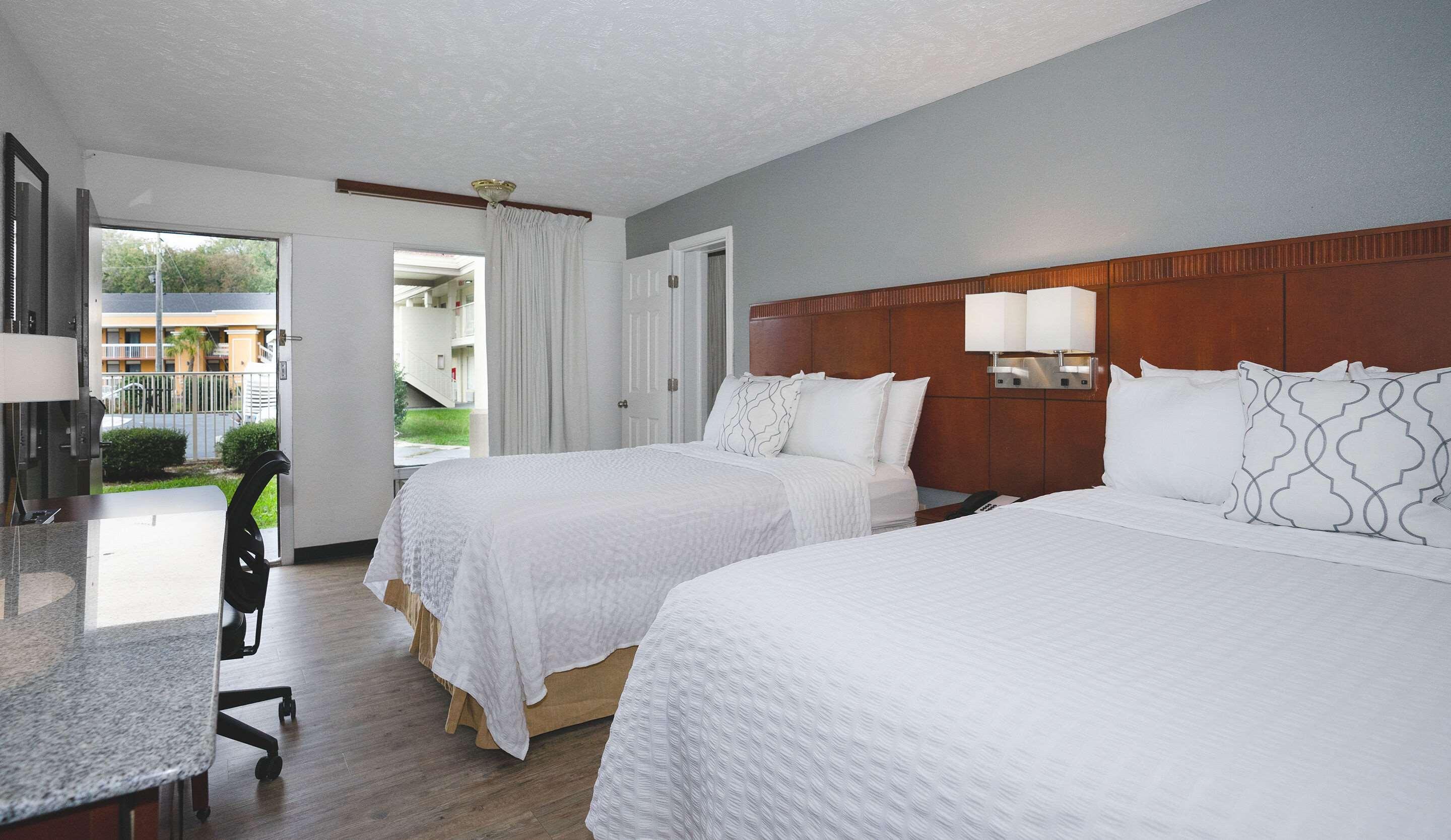 Ramada By Wyndham Lumberton Hotel ภายนอก รูปภาพ