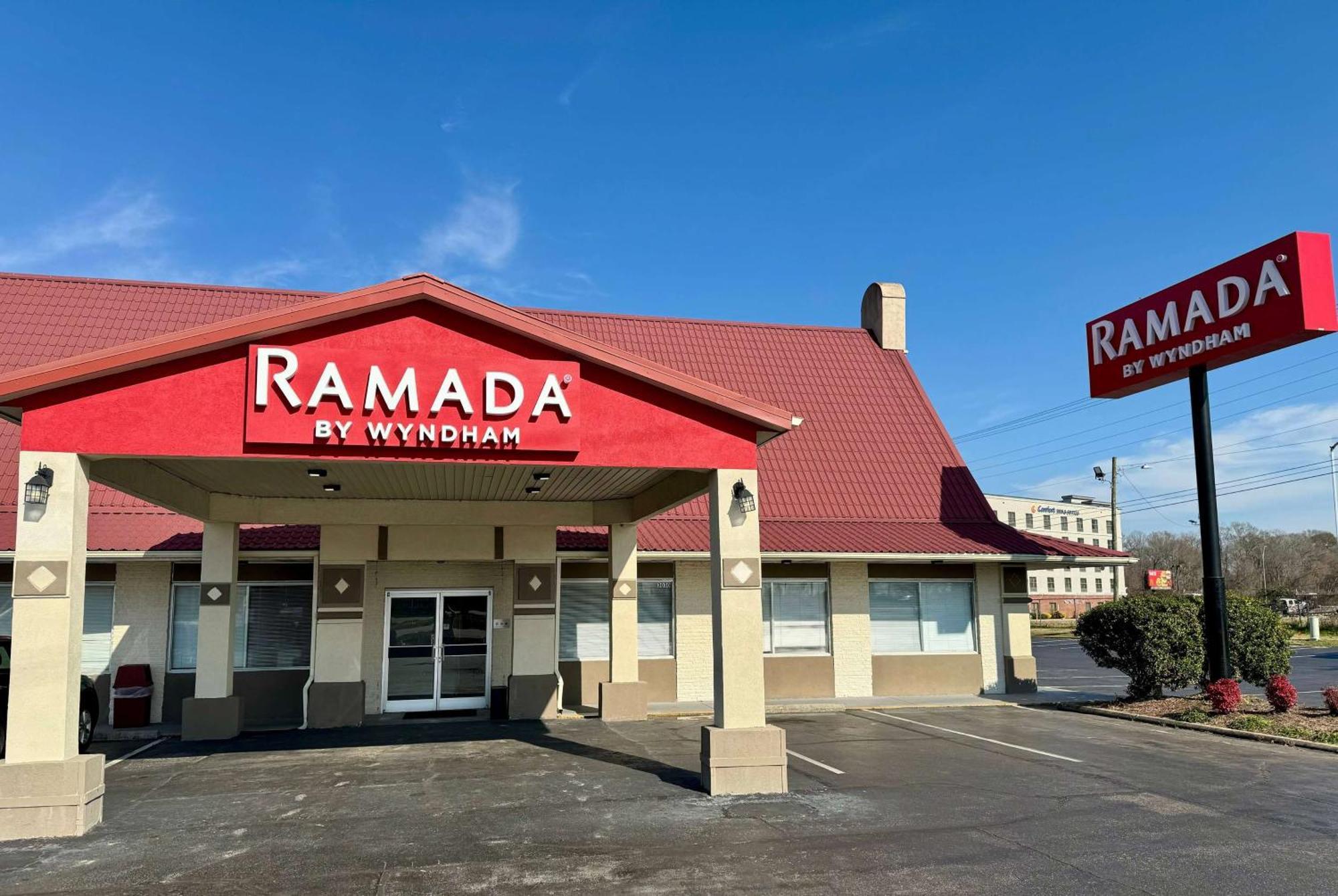 Ramada By Wyndham Lumberton Hotel ภายนอก รูปภาพ